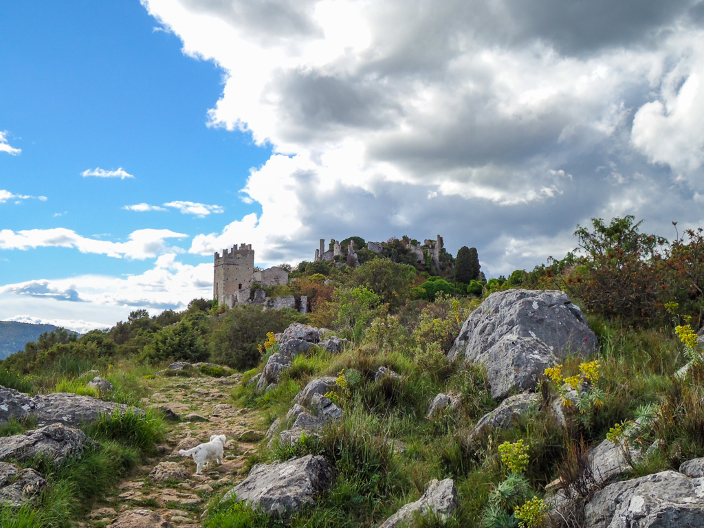 01 2 village fantome de chateauneuf villevieille